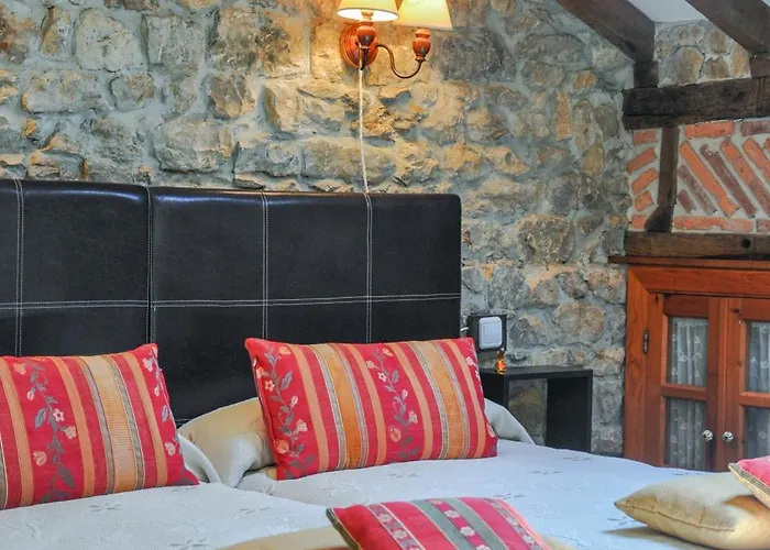 La Cotia 3* Helguera (Reocin)